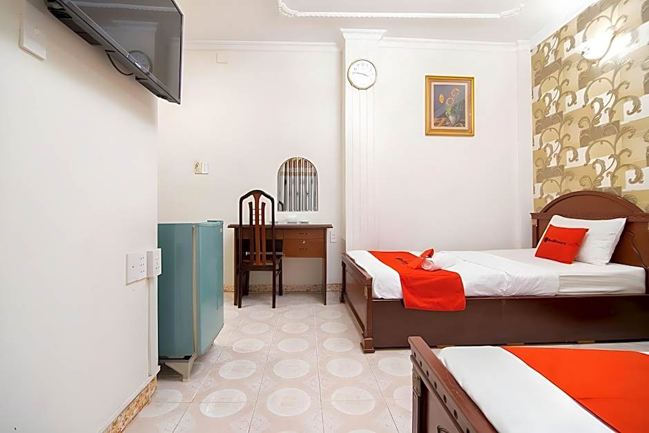 Tan Hoang Long Hotel Nguyen Van Cu