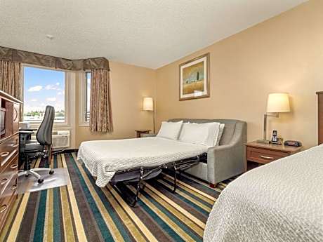 Standard Queen Room with Sofa Bed and City View