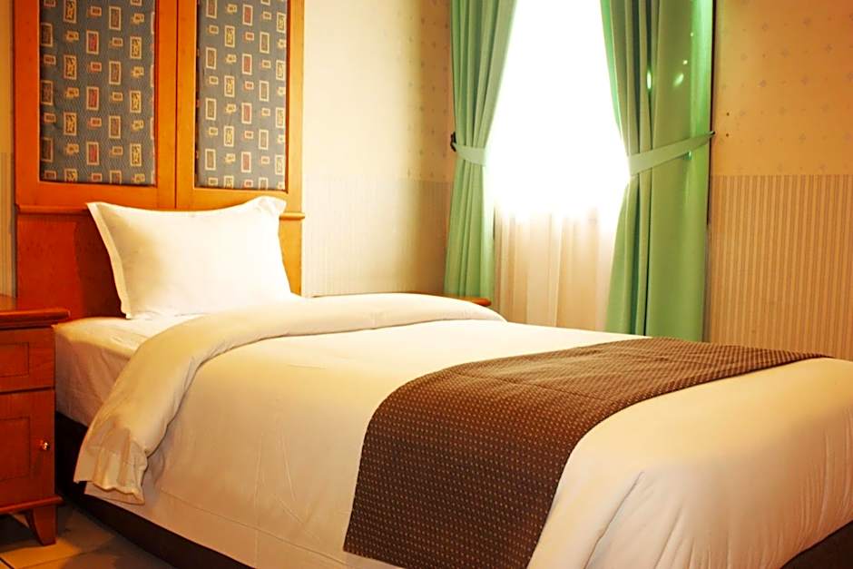 Travellers Suites Serviced Apartments