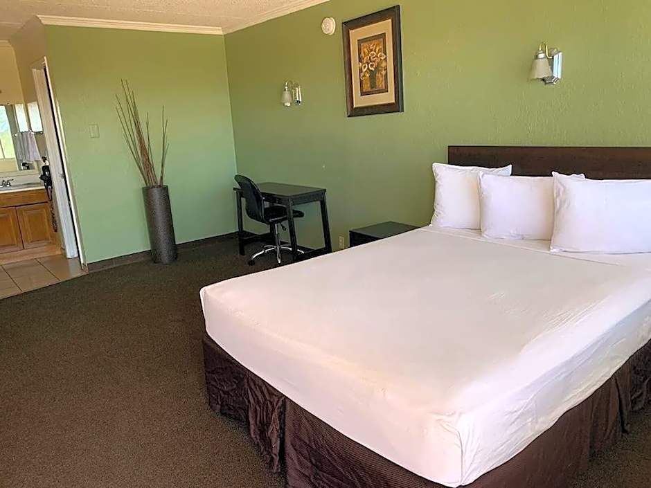 Mariposa Hotel