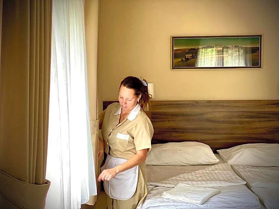 Hotel & Restaurant Pod Kaštany