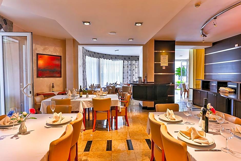 Hotel Max Prestige