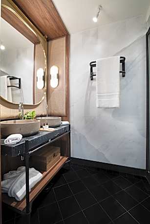 Homey Suite – 2 ad + 1 ch