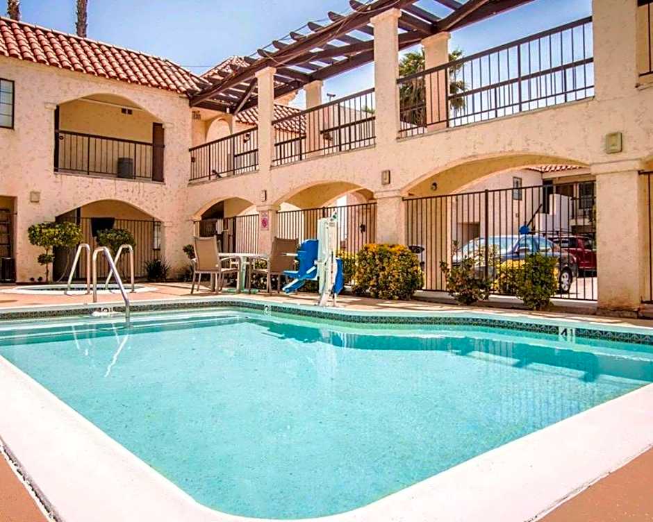 Econo Lodge Moreno Valley