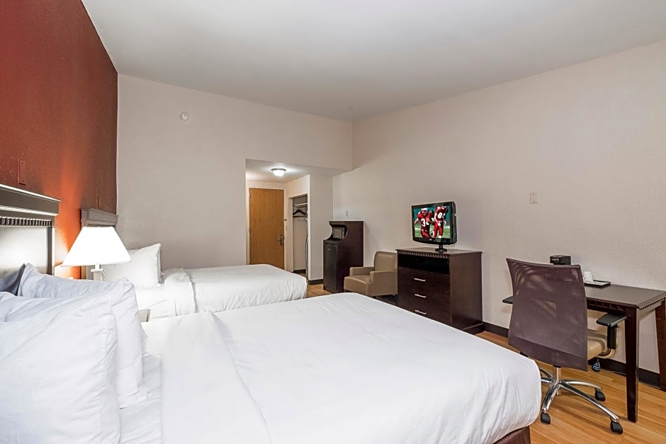 Red Roof Inn & Suites Mt Holly - McGuire AFB