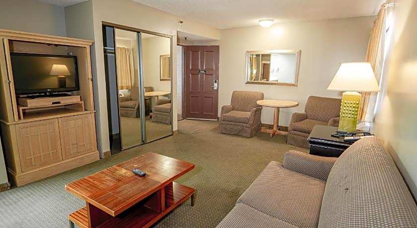 G T Hotels Inn & Suites Extended Suites