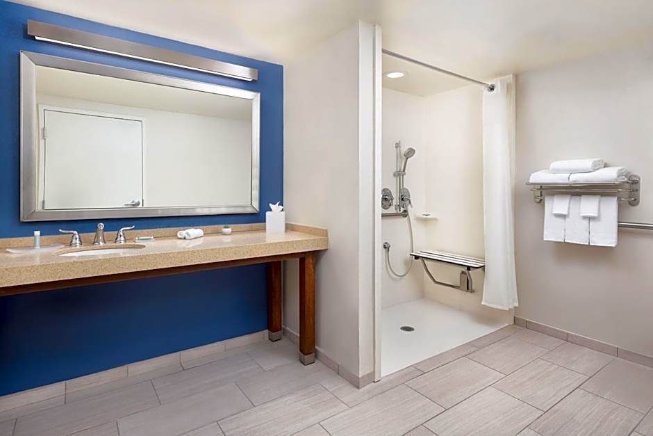 Fairfield Inn & Suites by Marriott Key West at The Keys Collection