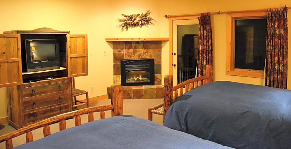 Daniels Summit Lodge