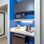 Holiday Inn Express & Suites Oakland - Airport by IHG