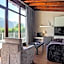 Indiana Boutique Hotel