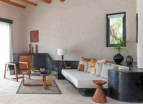 Beach Suite with Plunge Pool