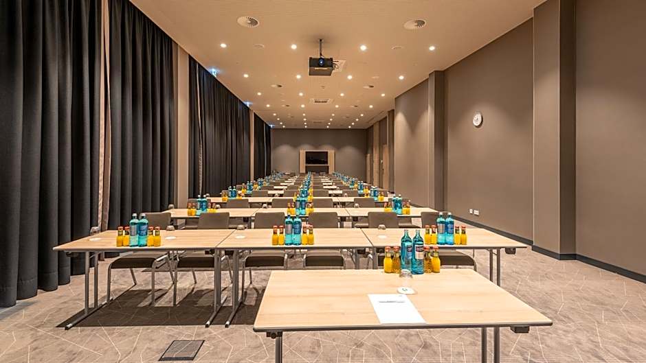 Holiday Inn Frankfurt Airport By IHG