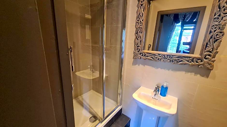 Kings Boutique Hotel