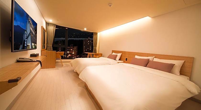 Pino Hotel