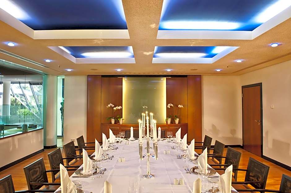 Radisson Blu Park Hotel And Conference Centre