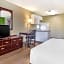 Extended Stay America Select Suites - Roanoke - Airport