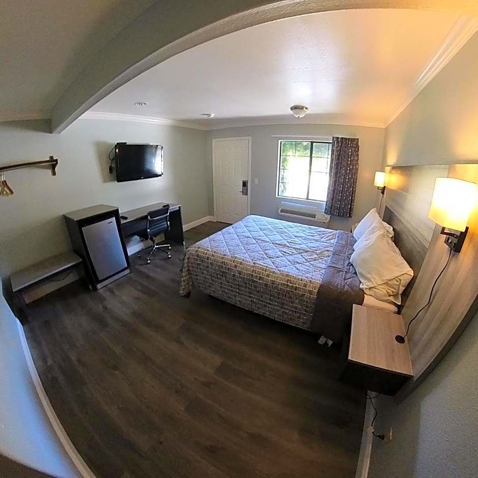 Monterey Oceanside Inn