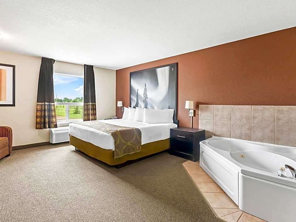 Super 8 by Wyndham Meadow Lake