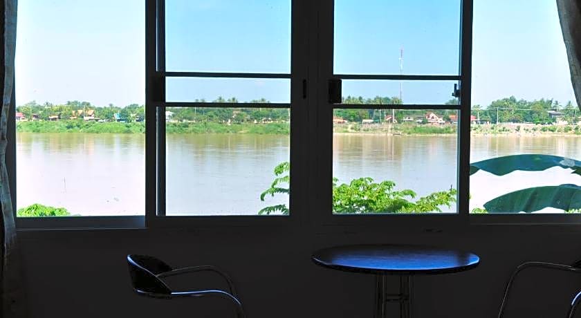 The Rim Riverside Guest House