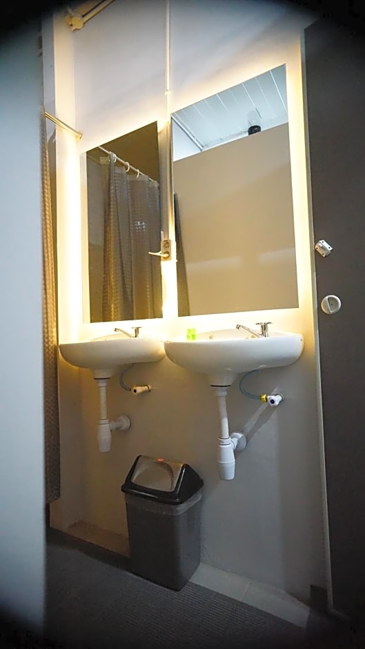 Lala Hostel – Banda Aceh, VA