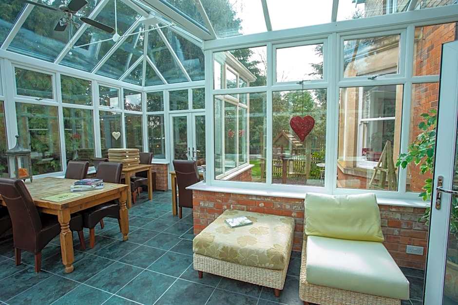 Treherne House & The Malvern Retreat