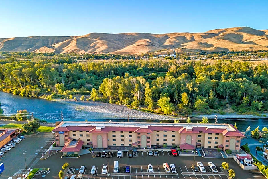 Baymont by Wyndham Yakima Riverfront