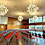 Heinrich Pesch Hotel