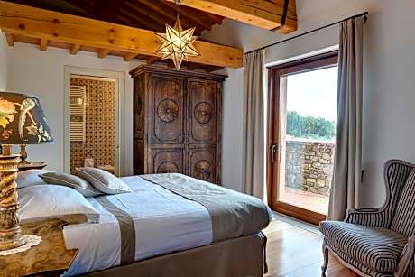 Large Two-Bedroom Apartment