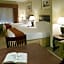 Holiday Inn Express Hotel & Suites Lucedale By IHG