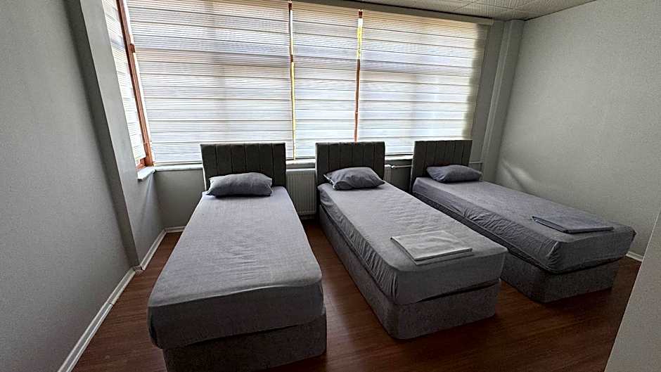 Hostelida