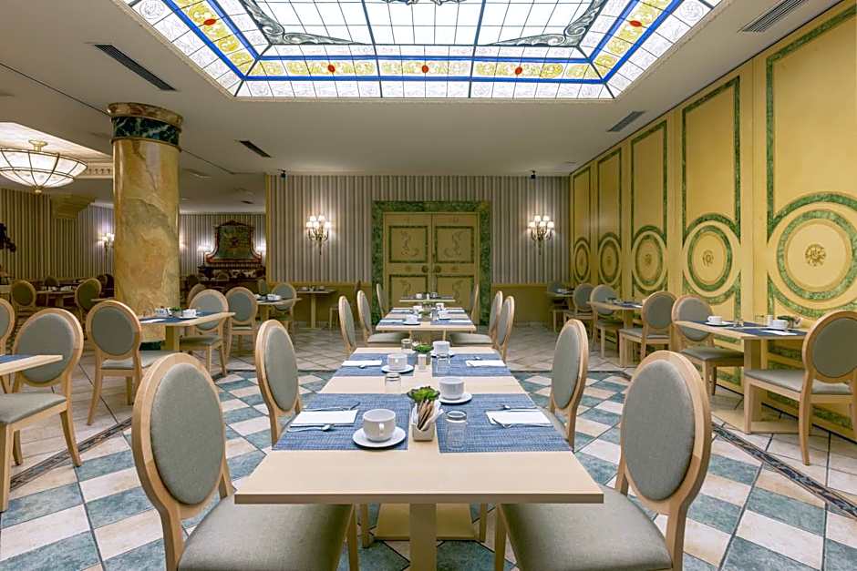 Hotel Exe Reina Isabel