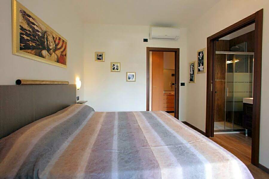 B&B Holidays Artisti