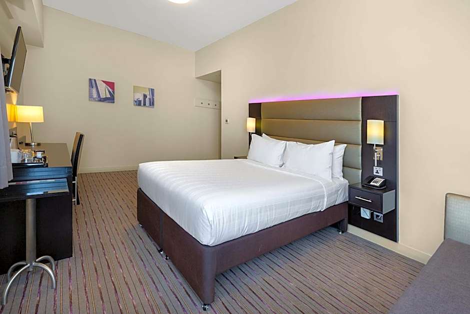 Premier Inn Dubai Ibn Battuta Mall