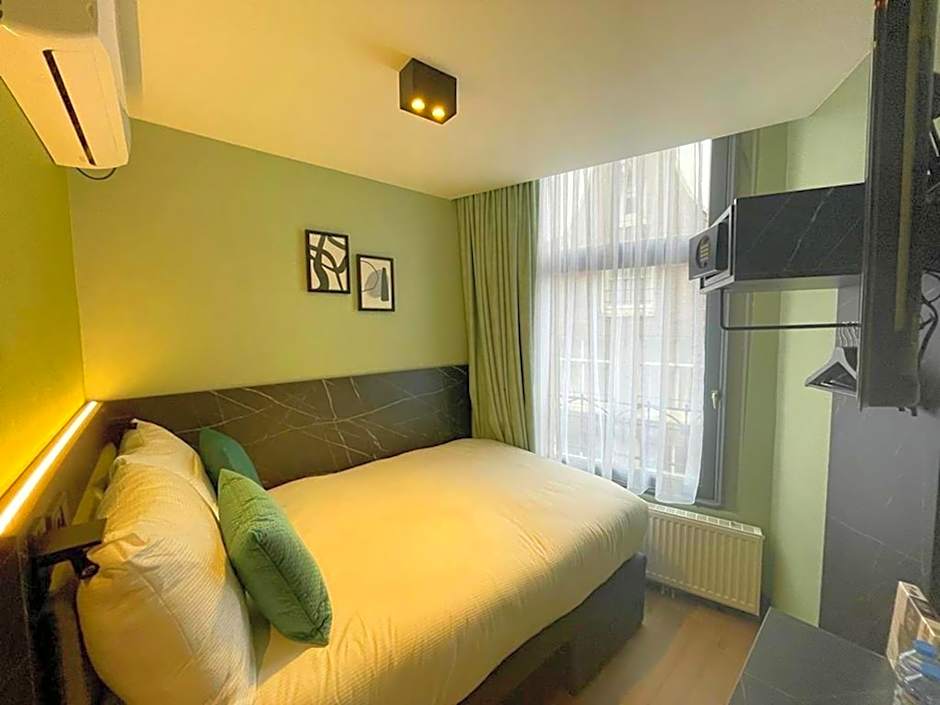 Ciao Papa Hotel Amsterdam Central Station