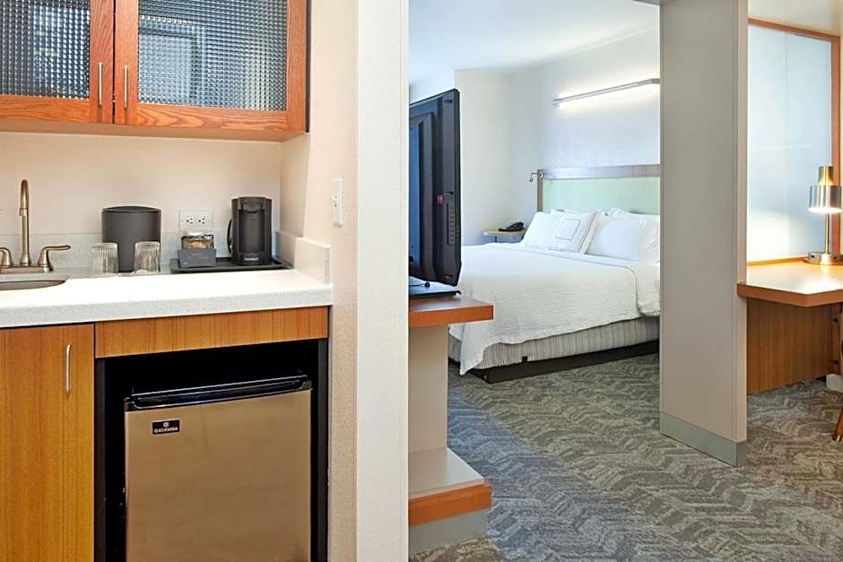 SpringHill Suites by Marriott Wichita East at Plazzio