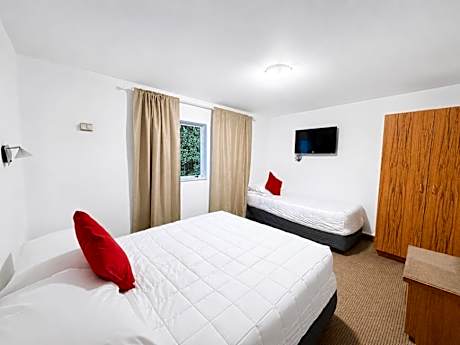 Standard One Bedroom Apartment