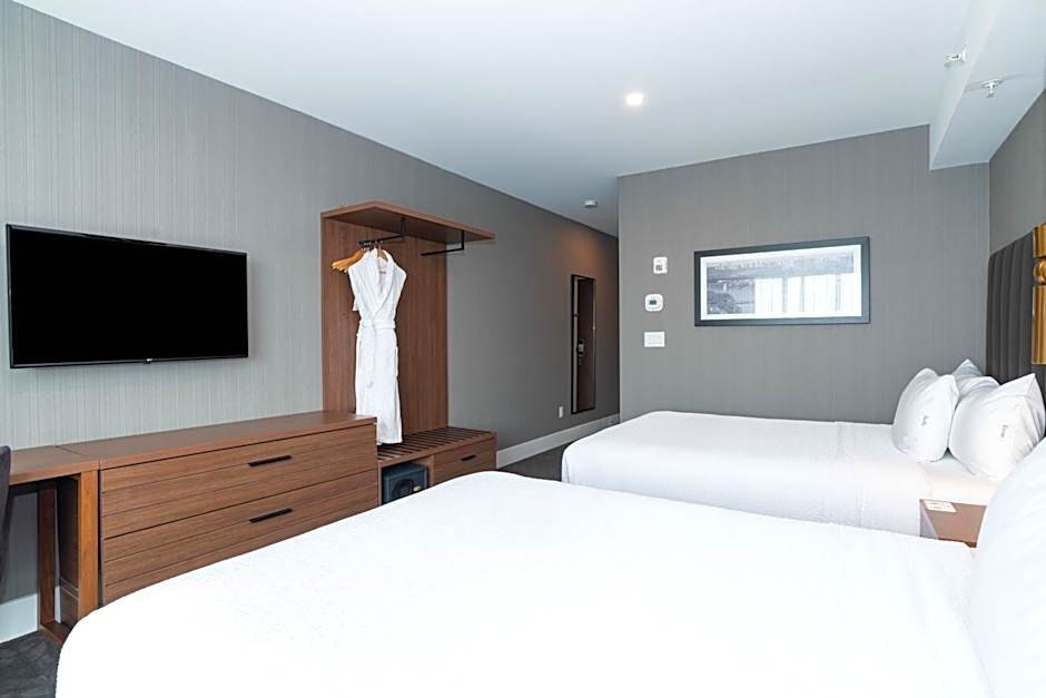 Sandman Signature Sherwood Park Hotel