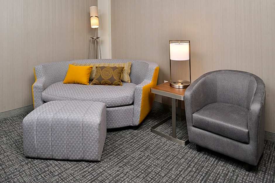 Courtyard by Marriott Kansas City Olathe