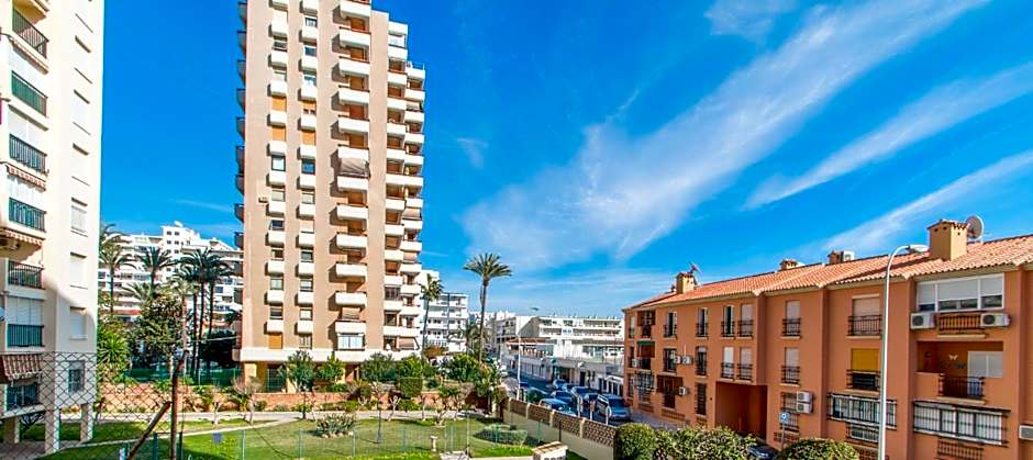 Palm Beach Club Apartamentos Carihuela