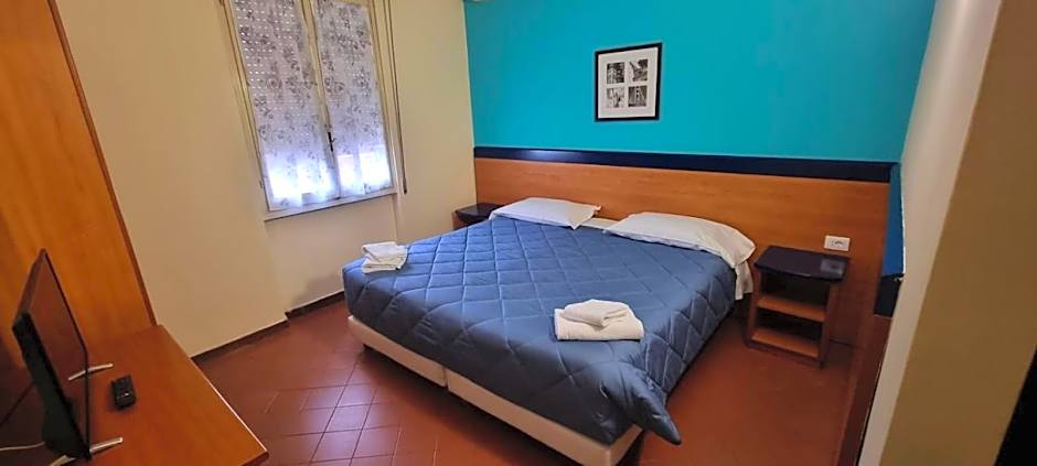 Hotel Indicatore Budget & Business At A Glance