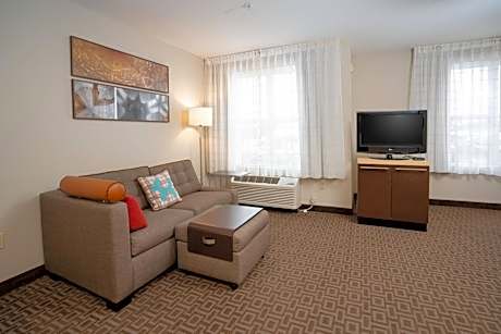 King Studio with Sofa Bed