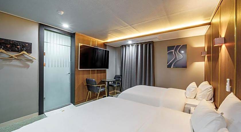 Dongducheon G7 Hotel