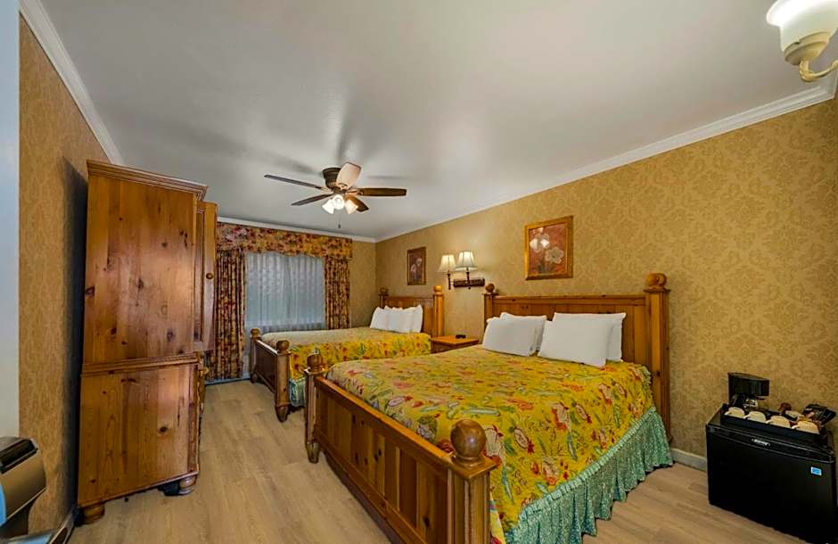 Carmel Inn & Suites
