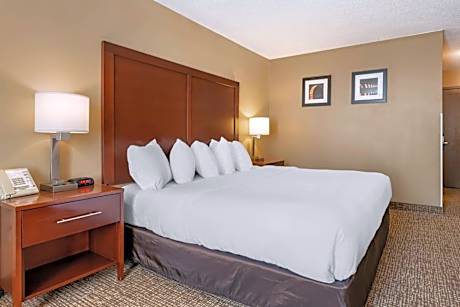 Superior King Room - Non-Smoking