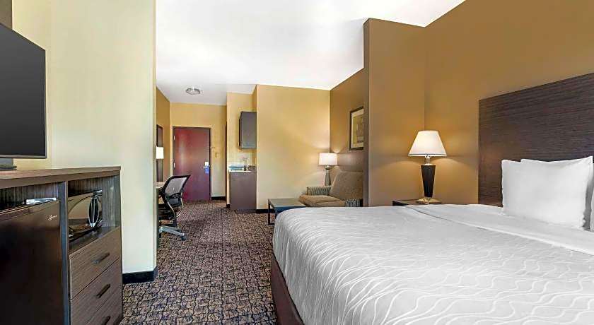 Best Western Carthage Inn & Suites