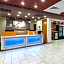 Holiday Inn Express & Suites Sealy By IHG