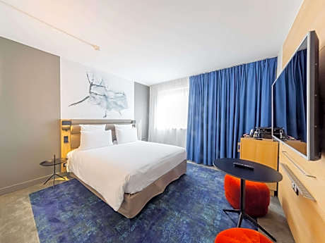 Mercure Paris Massy Gare TGV