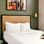 Sonder by Marriott Bonvoy Jewelers Row Apartments Millenium Park