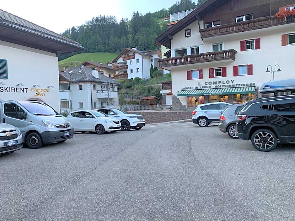 B&B MARINA contacless check in