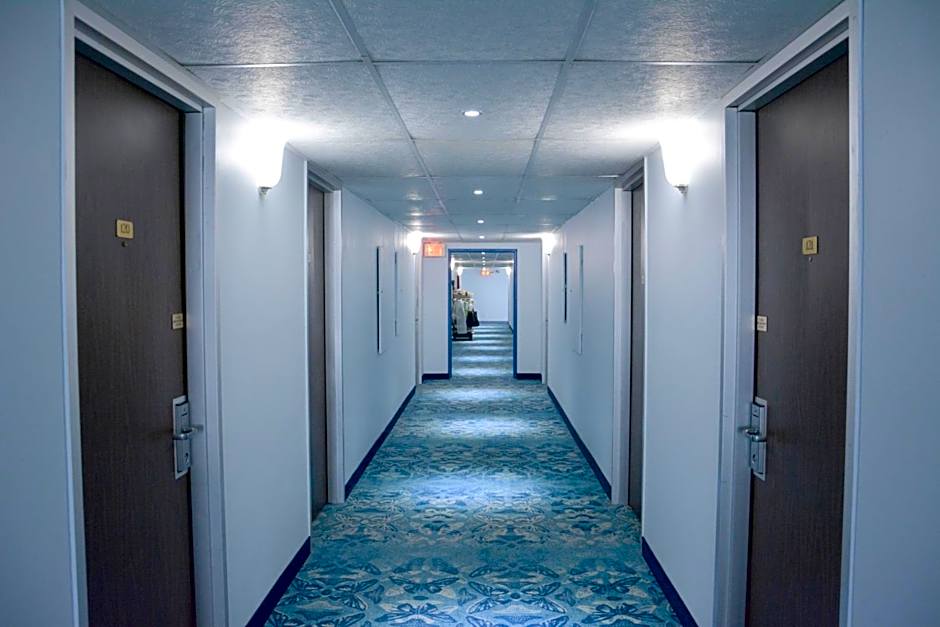 Travelodge by Wyndham Milwaukee